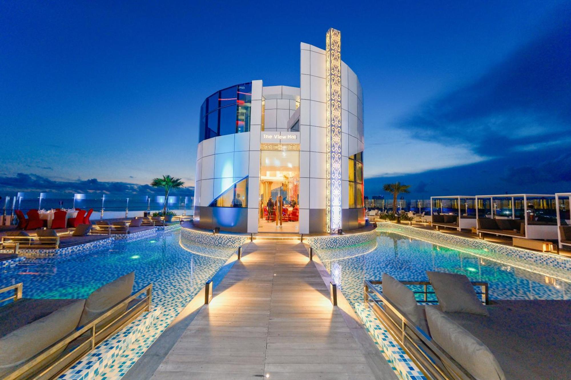 The All - Suite Pentacity Hotel Balikpapan Exterior photo