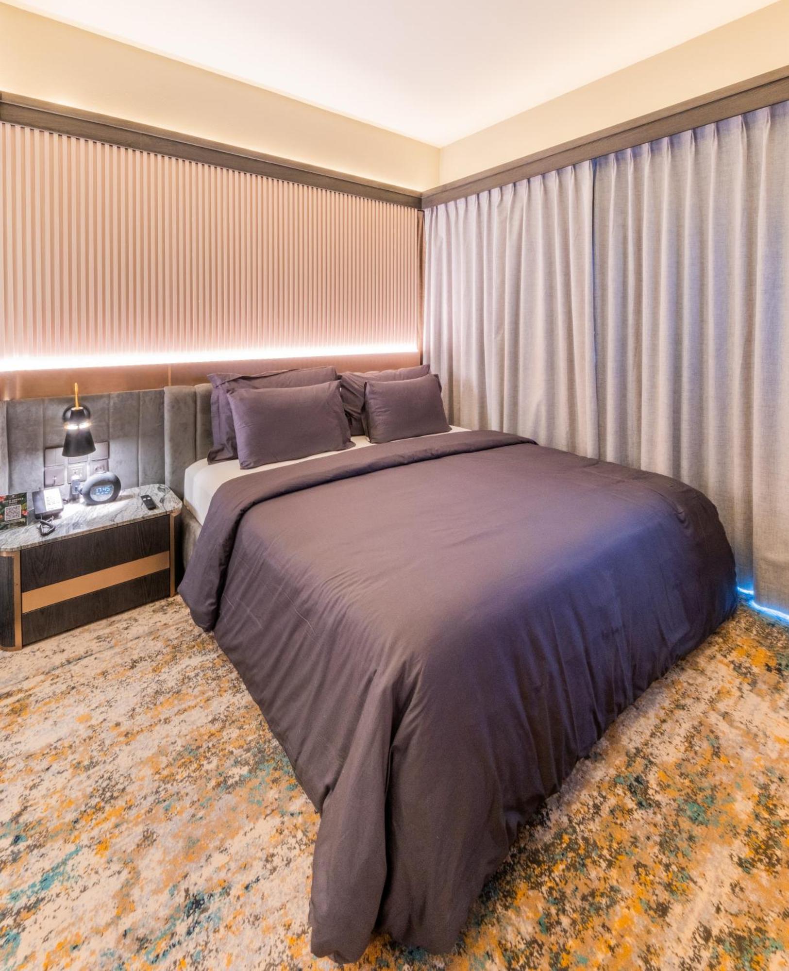 The All - Suite Pentacity Hotel Balikpapan Exterior photo